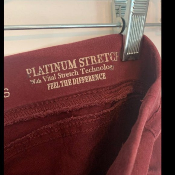 Women's Jeggings - Picture 7 of 8